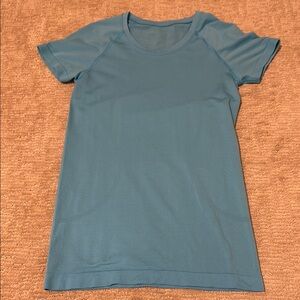 Women's Blue Short Sleeve Lululemon swiftly tech